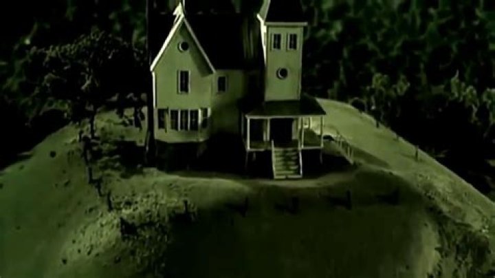 A Deep Dive Into "Beetlejuice 2" Filming