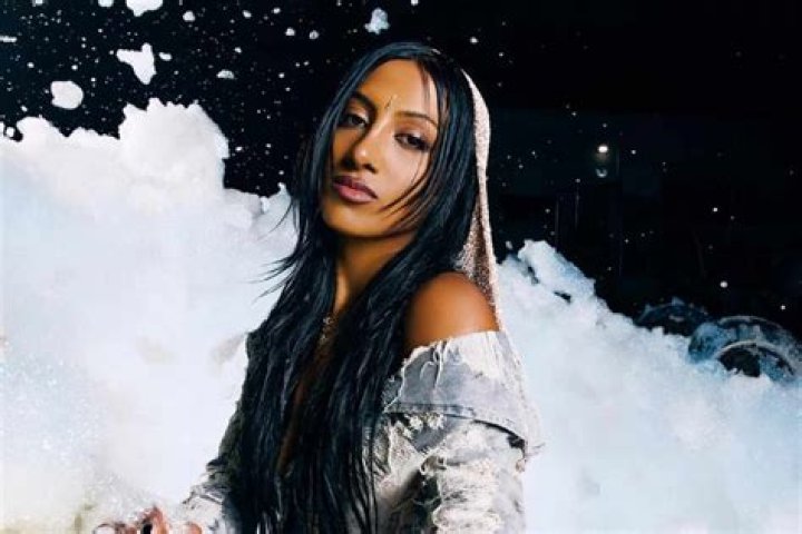 All About Lara Laruy: Biography, Music, And Legacy