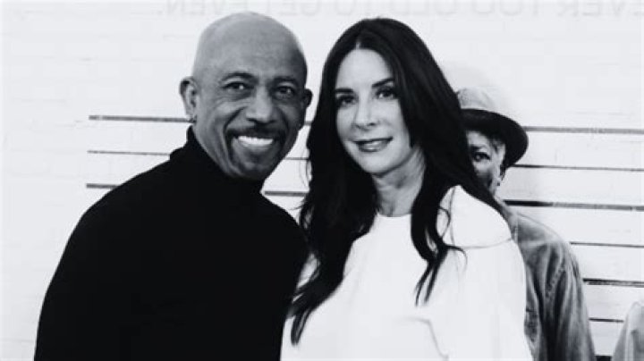 Analyzing The Remarkable Work Of Rochele See