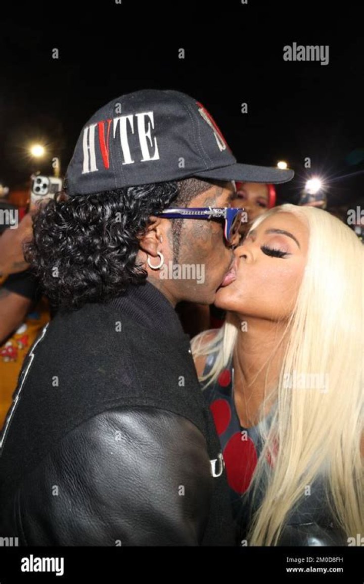 Definitive Guide: Is JT And Lil Uzi Vert Dating? The Truth Unveiled