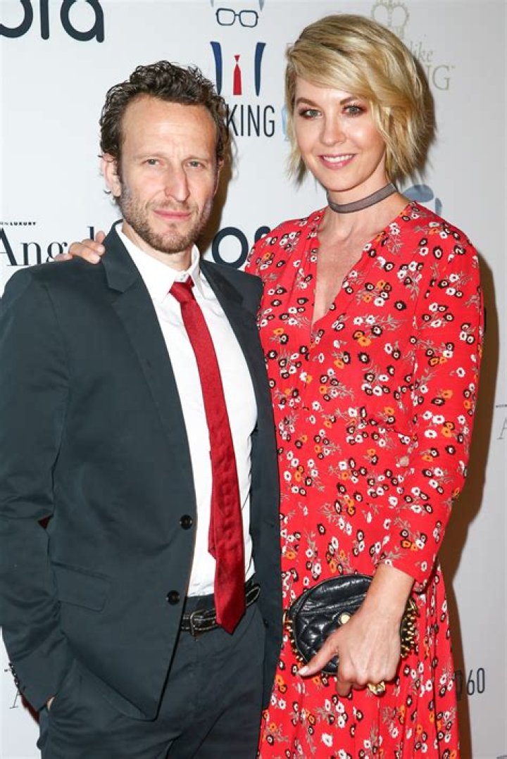 Discover The Relationship Between Jenna Elfman And Bodhi Elfman