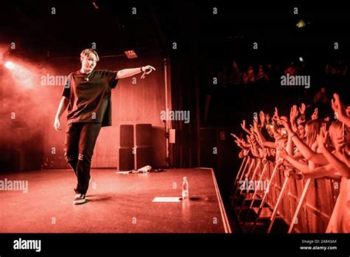 Elliot Singer From Denmark: A Musical Journey To Remember