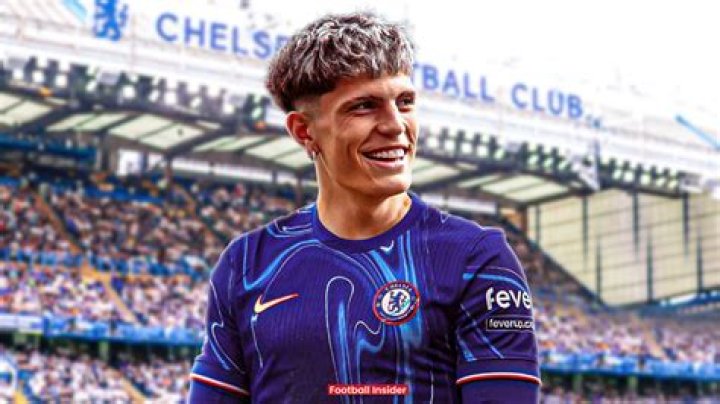 How Old Is Alejandro Garnacho? - Uncover His Age Today