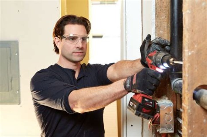Is Celebrity Contractor Scott McGillivray Hitched?