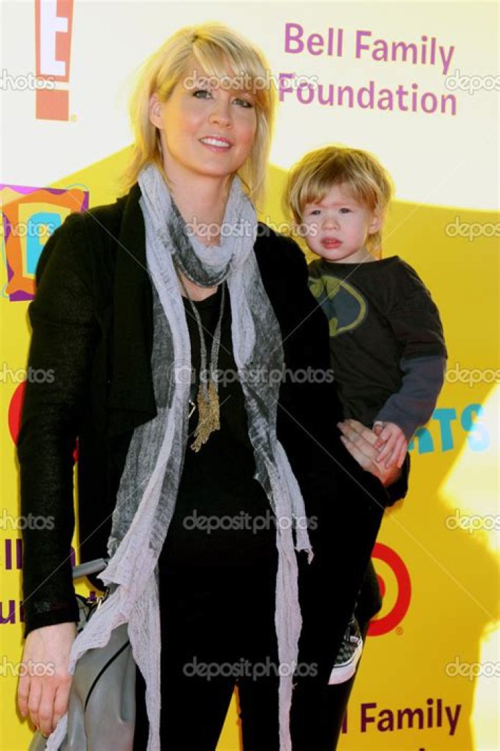 Jenna Elfman And Bodhi Elfman: A Sibling Sibling Success Story