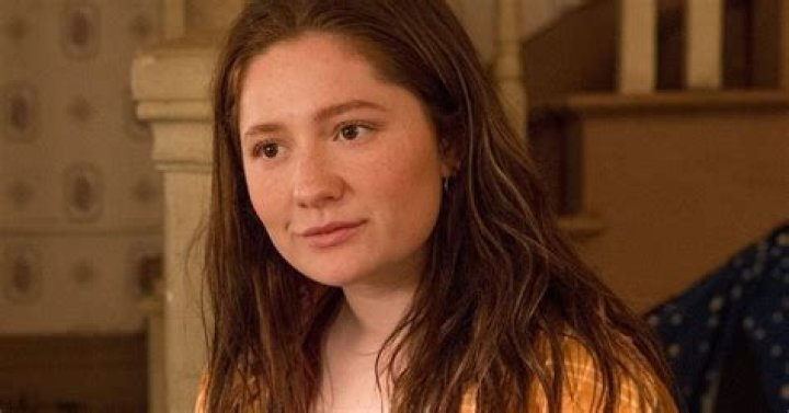 Meet Debbie Gallagher: Exploring The Complex Character Of The Shameless Actress