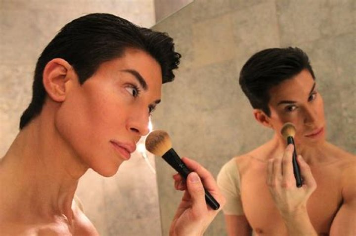 Meet Justin Jedlica: The Real-Life Ken Doll