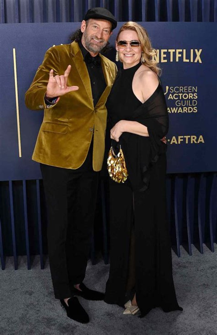 Oscar-Winning Duo: A Spotlight On Deanne Bray And Troy Kotsur, Actors Par Excellence