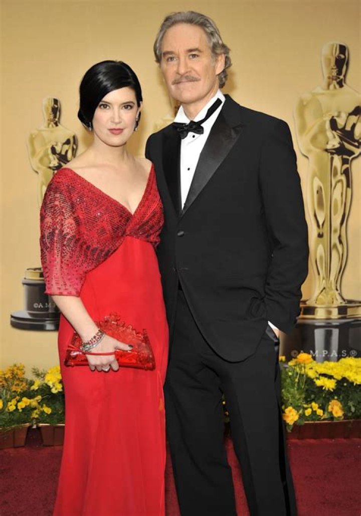 Phoebe Cates' Journey To Marriage