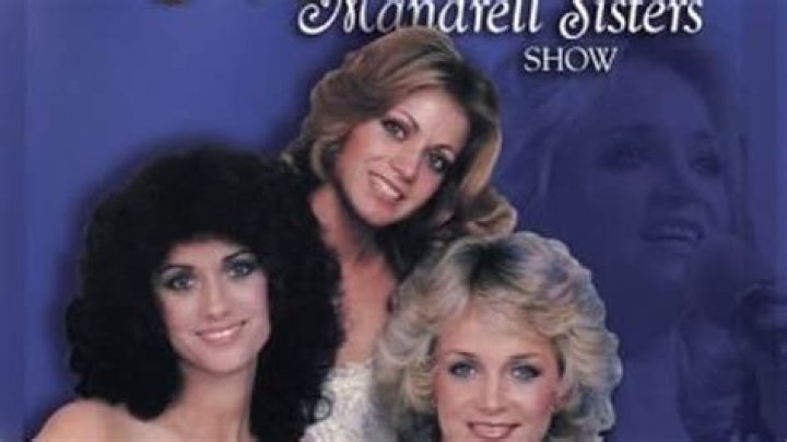 The Mandrell Sisters Show | Unforgettable Country Music Moments