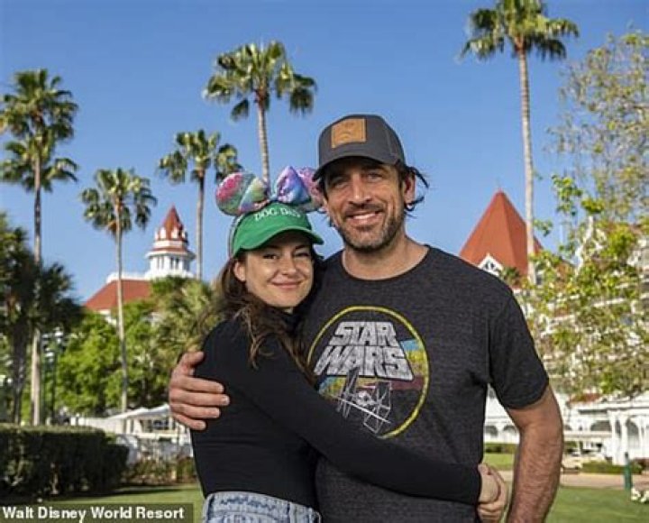 The Ultimate Guide To Aaron Rodgers And His Wife: A Deep Dive