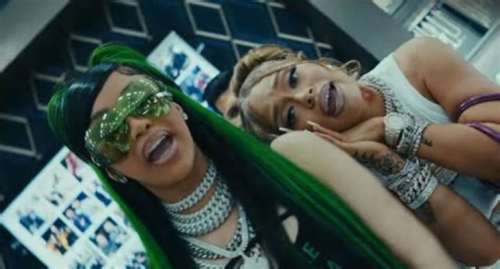 The Ultimate Guide To "Put It On Da Floor (Remix) Cardi B" Lyrics