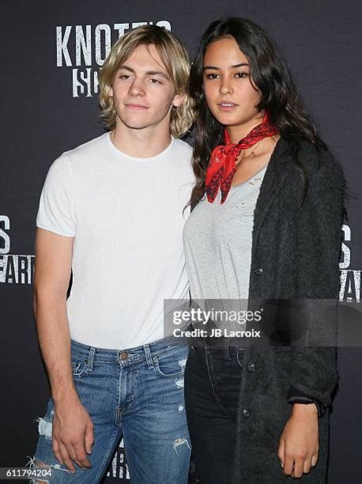 Top-Rated Courtney Eaton And Ross Lynch News And Updates