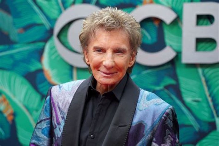 Uncover The Age Of The Legendary Crooner: Berry Manilow
